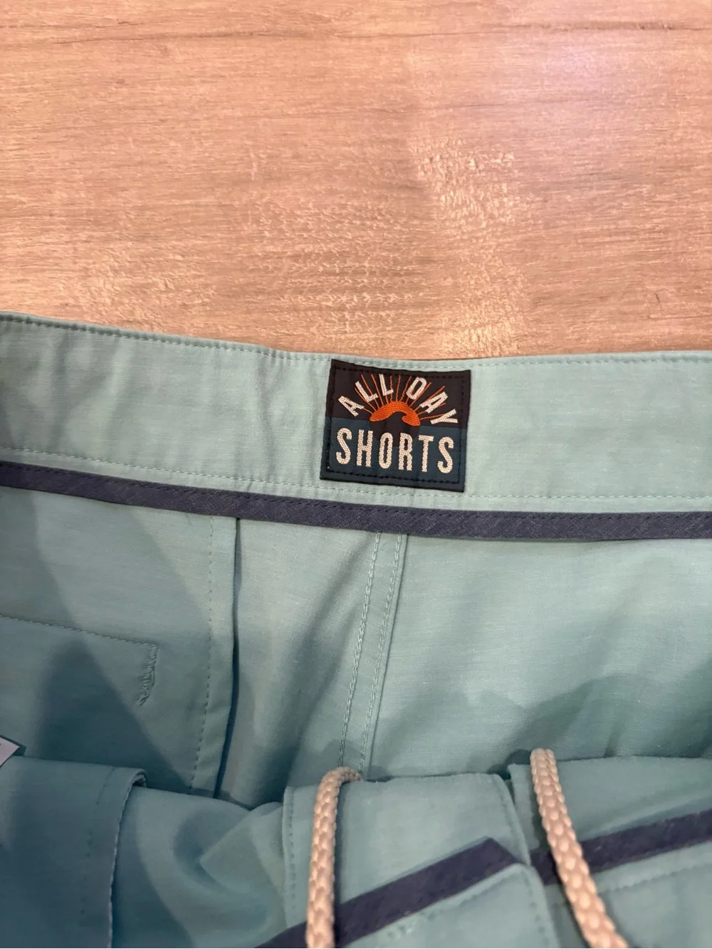 Faherty All Day Shorts Mens 31 Mint 9